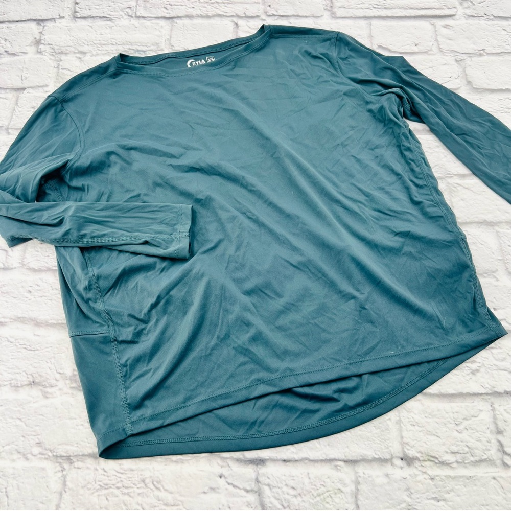 ZYIA Active Womans XS Long Seeve Tee Aqua Blue Oversized Stretch